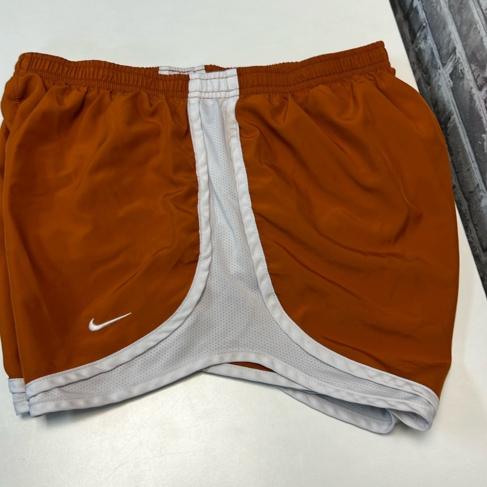 Nikeโ shorts